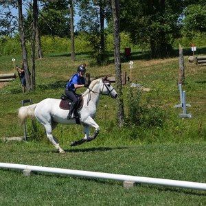 Meet your Posher, Danielle